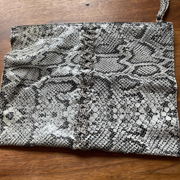 Little purse, makeup bag, NWT. Set of 2 - Picture 5 of 9